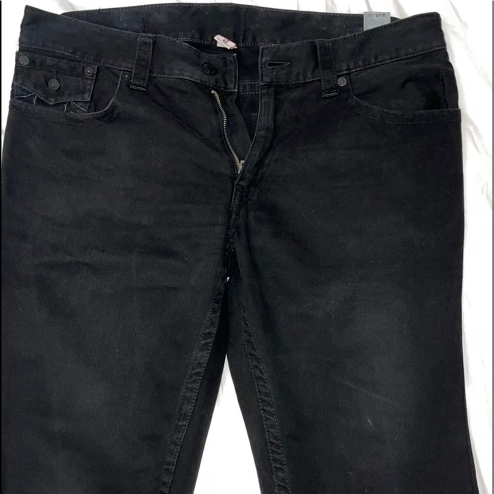 True Religion men Jean short, in good conditions size 36